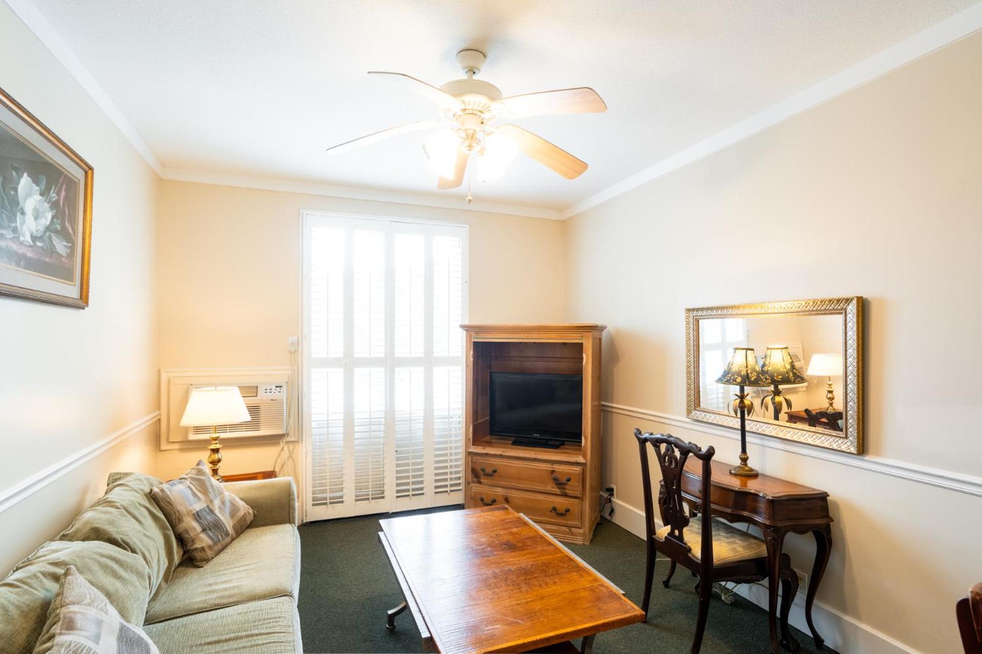 Lake Lure Inn And Spa 외부 사진