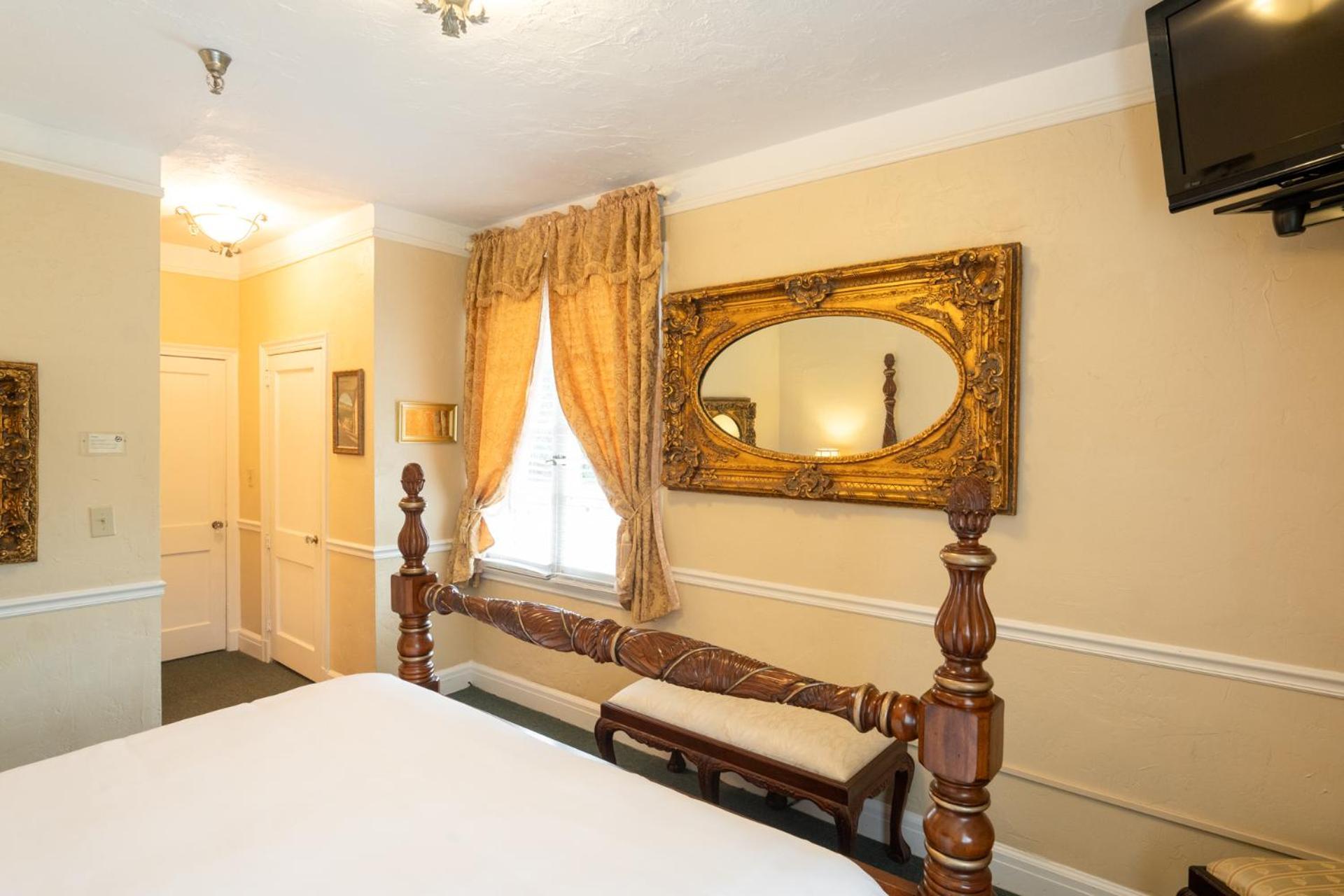Lake Lure Inn And Spa 외부 사진