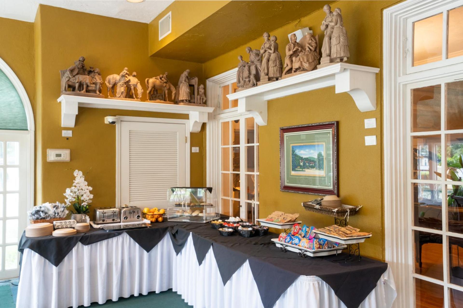 Lake Lure Inn And Spa 외부 사진